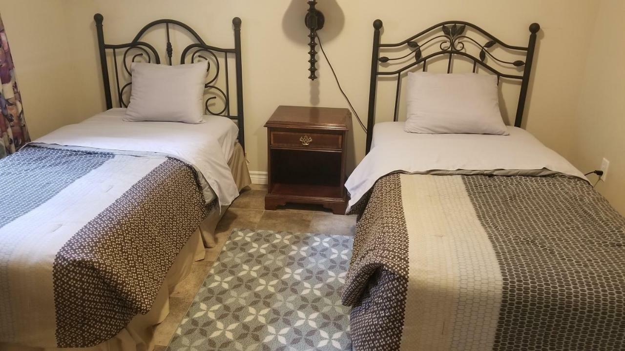 Rothesay Motel Екстер'єр фото